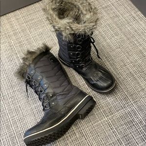 Sorel women’s tofino II boot